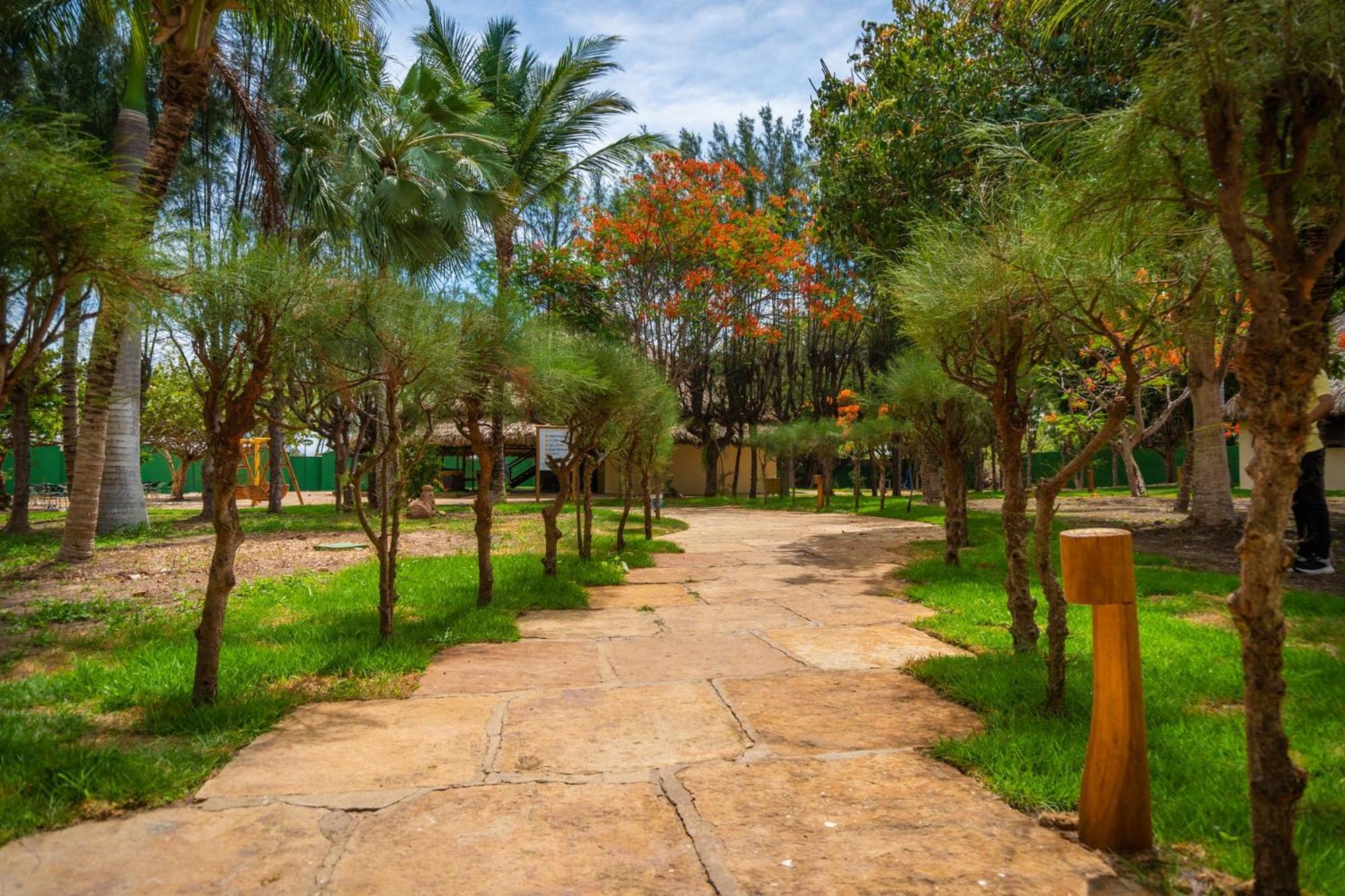 Sun City Rota Das Emocoes Camocim Eksteriør bilde